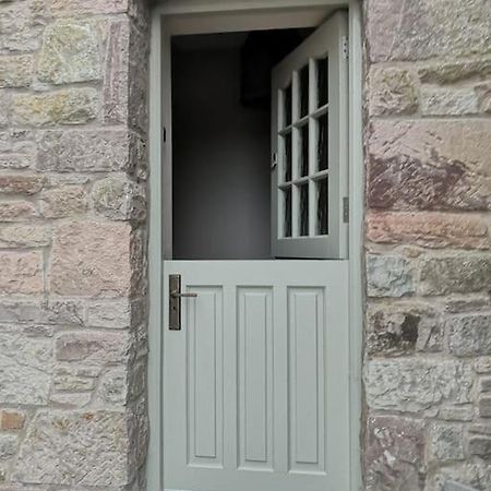 Converted Cattle Barn Overlooking Strangford Lough Ньютаунардс Екстер'єр фото