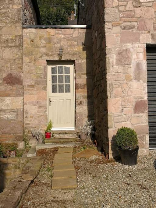 Converted Cattle Barn Overlooking Strangford Lough Ньютаунардс Екстер'єр фото