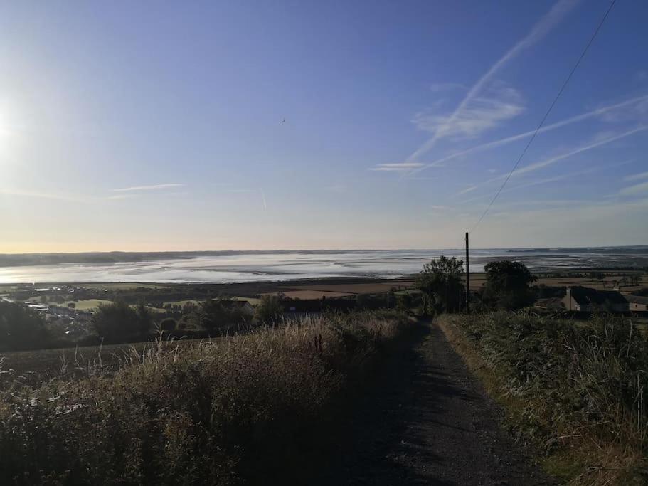 Converted Cattle Barn Overlooking Strangford Lough Ньютаунардс Екстер'єр фото